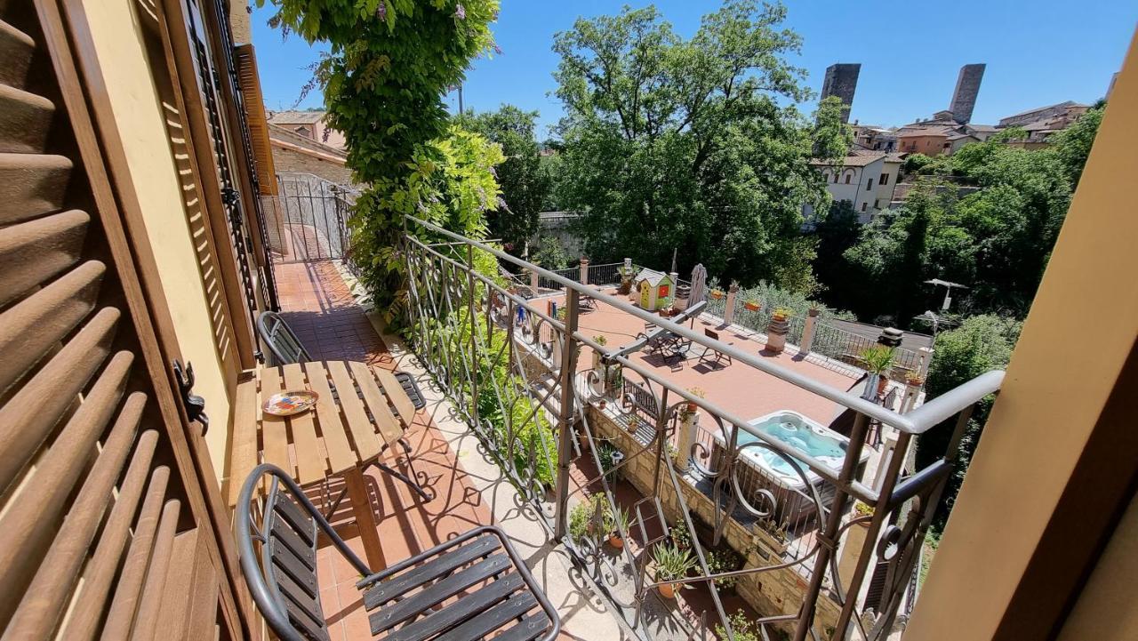 مبيت وإفطار أسكولي بيتشينو Antico Borgo Piceno المظهر الخارجي الصورة