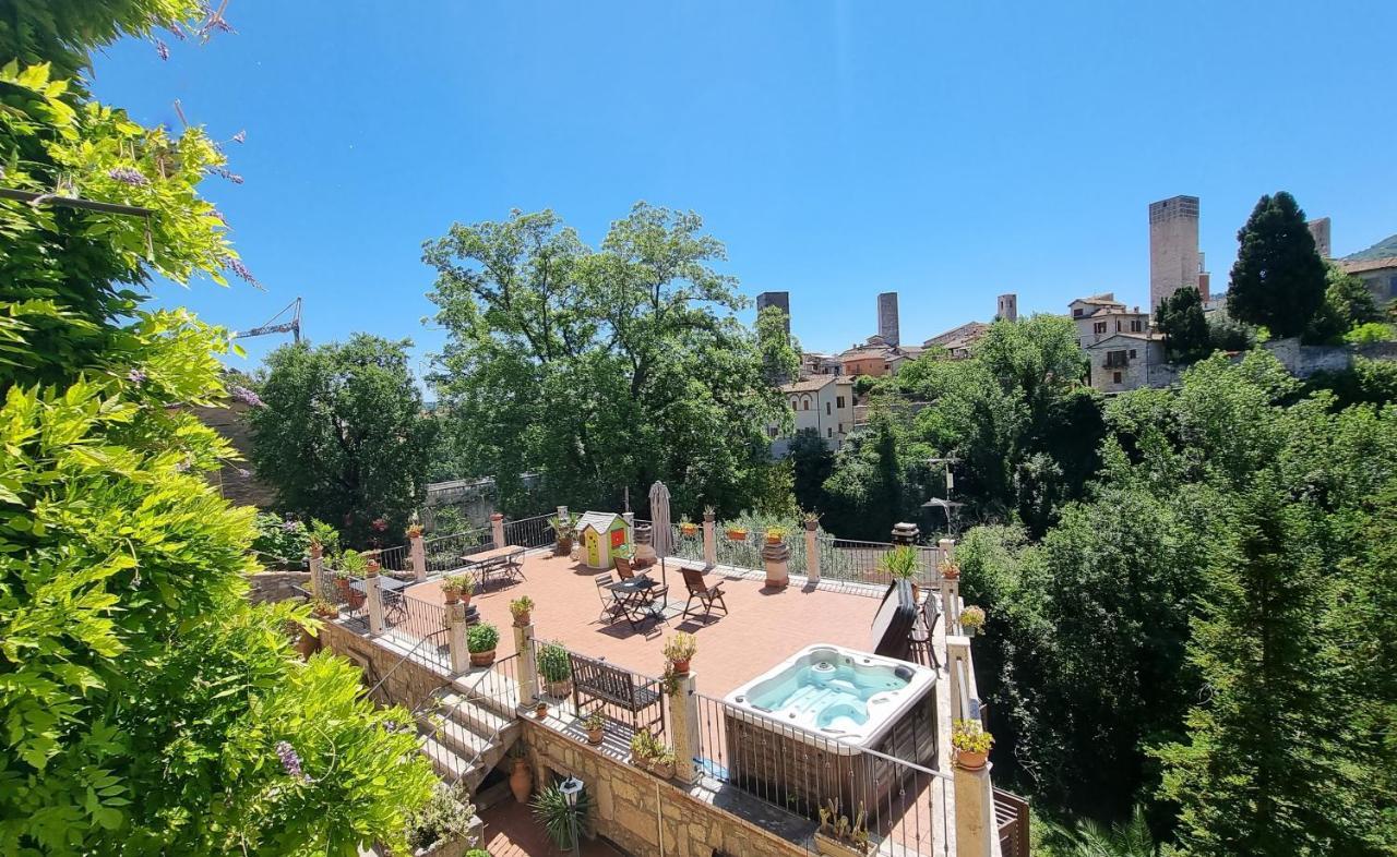 مبيت وإفطار أسكولي بيتشينو Antico Borgo Piceno المظهر الخارجي الصورة