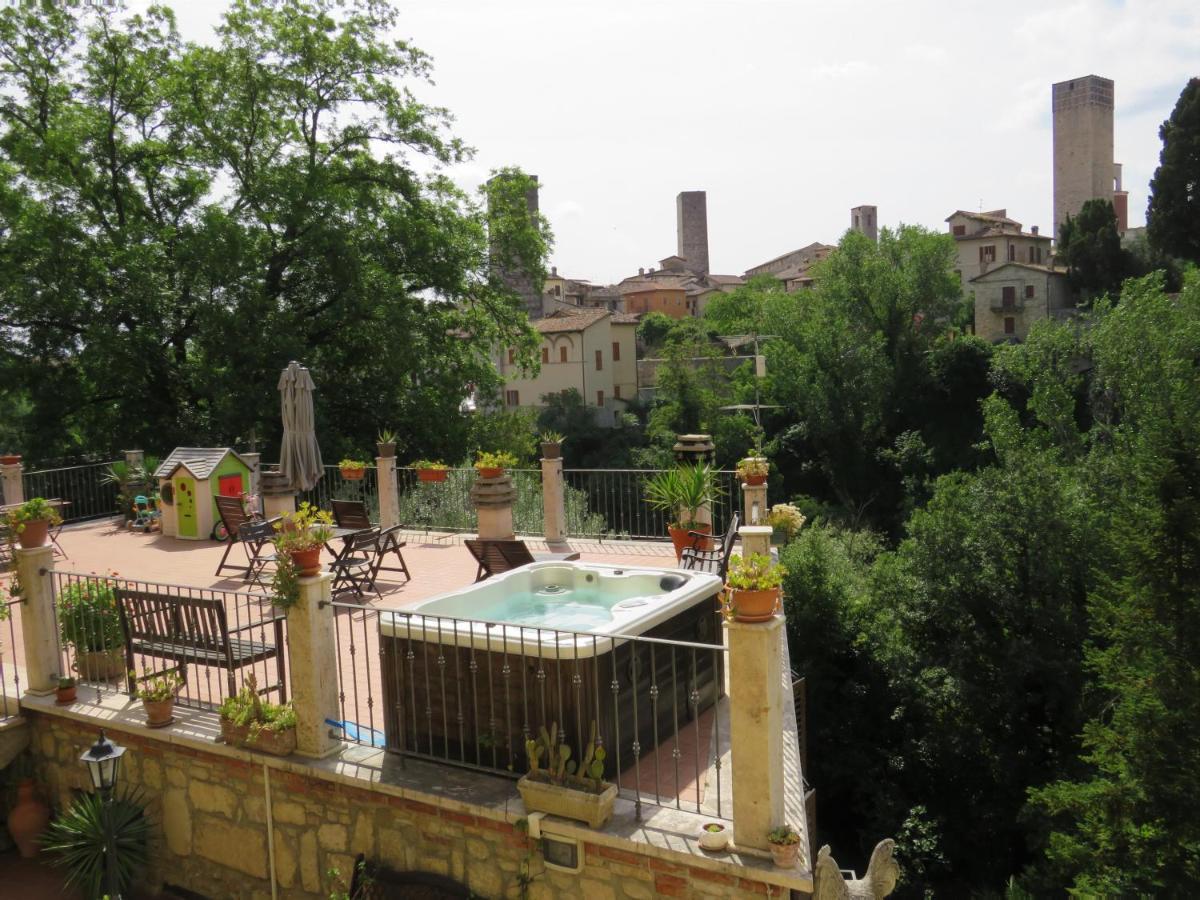 مبيت وإفطار أسكولي بيتشينو Antico Borgo Piceno المظهر الخارجي الصورة