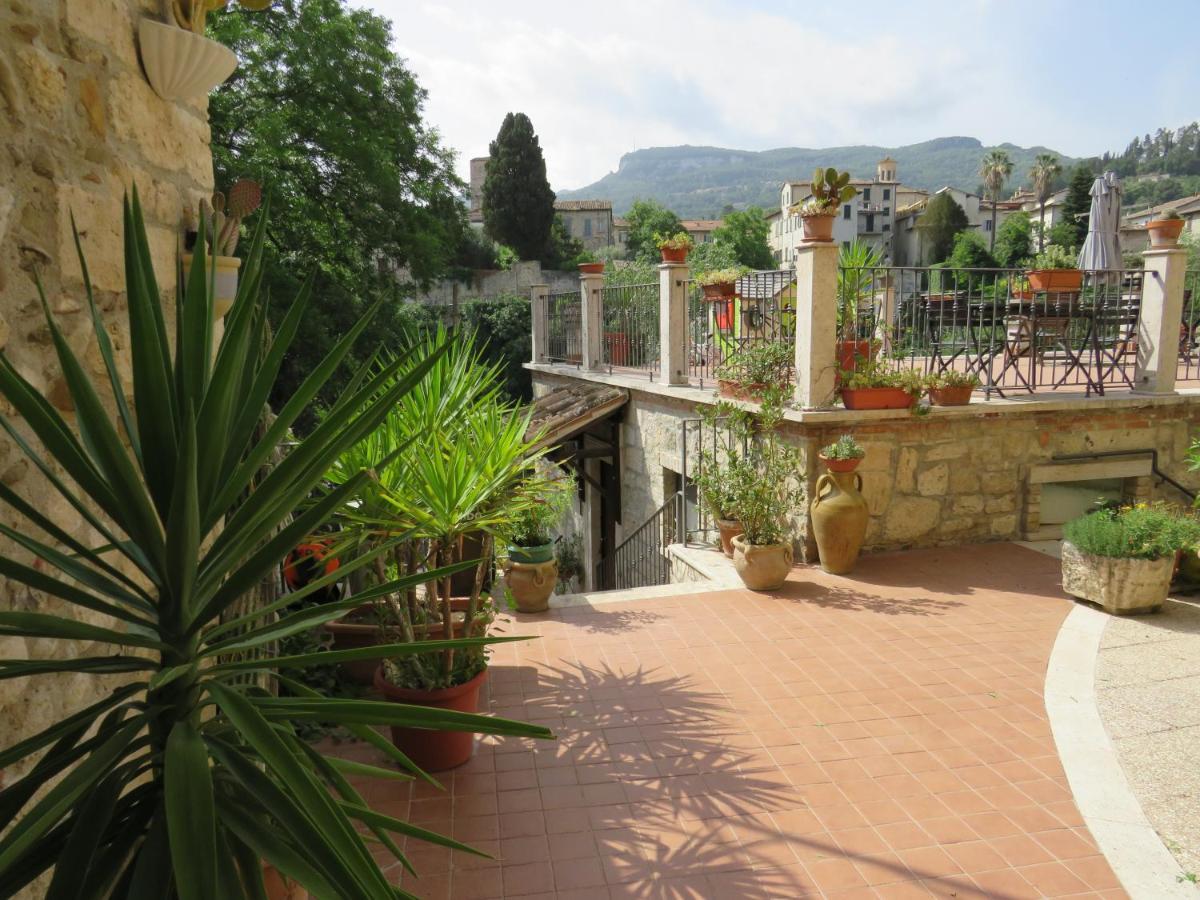 مبيت وإفطار أسكولي بيتشينو Antico Borgo Piceno المظهر الخارجي الصورة
