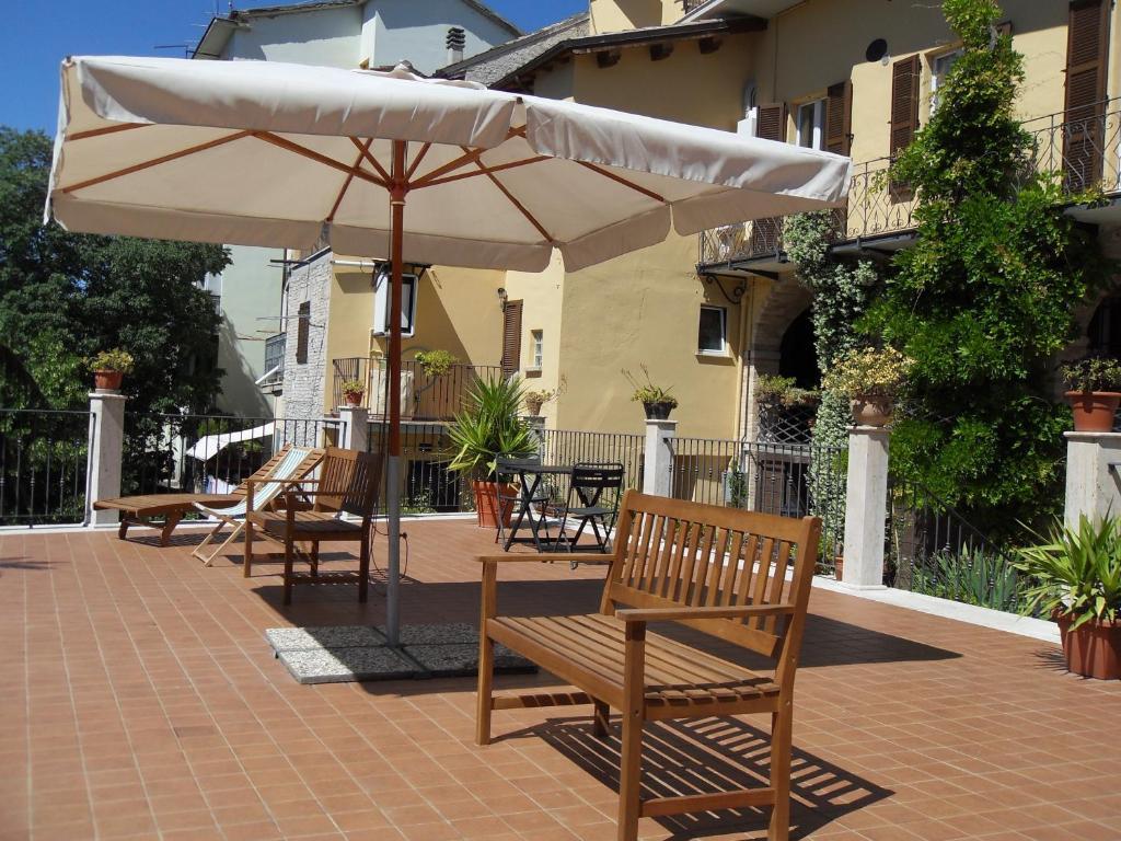مبيت وإفطار أسكولي بيتشينو Antico Borgo Piceno المظهر الخارجي الصورة