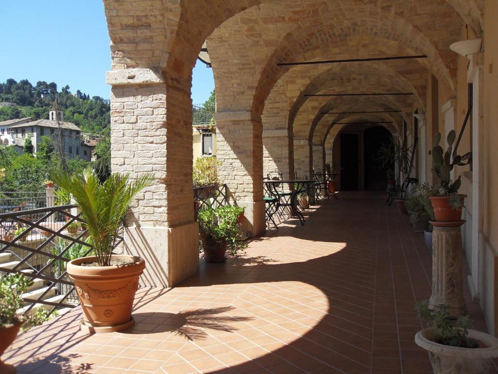مبيت وإفطار أسكولي بيتشينو Antico Borgo Piceno المظهر الخارجي الصورة